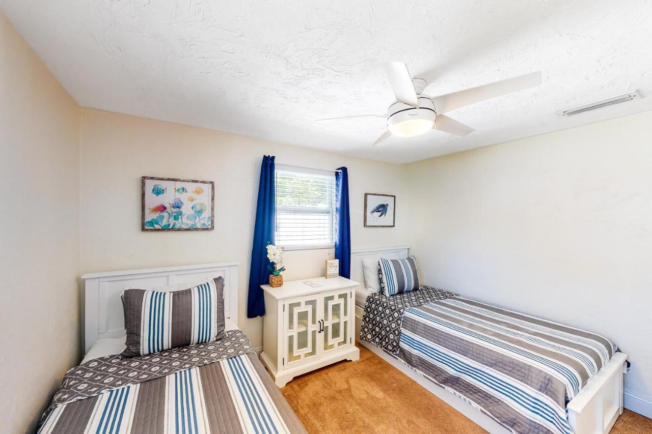 Pinellas Park Cottage Сейнт Питърсбърг Екстериор снимка